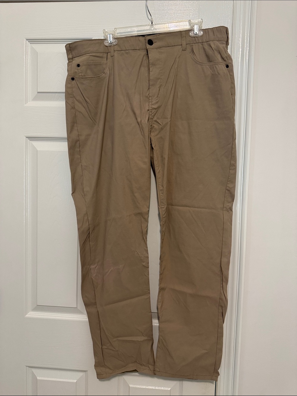 Denali Men's Tan Casual Pants